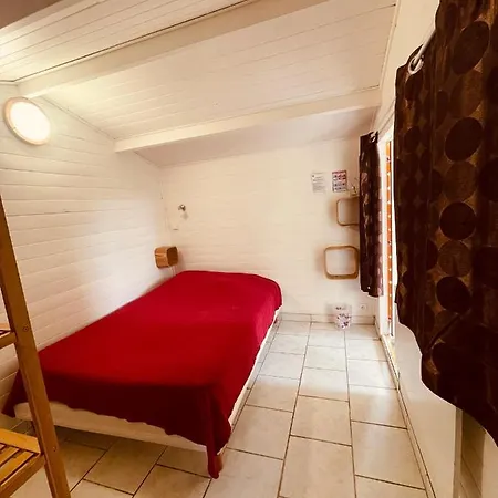 Guest house Le Clos Robinson 3*