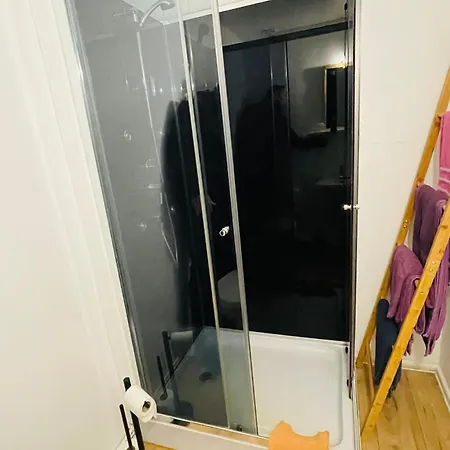 ゲストハウス Le Clos Robinson 3*