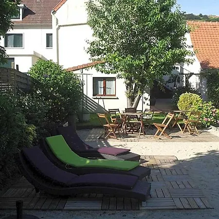 Le Clos Robinson Guest house 3*