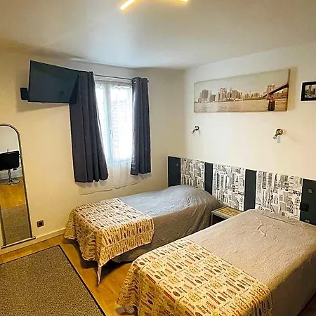 Le Clos Robinson Pensionat 3*