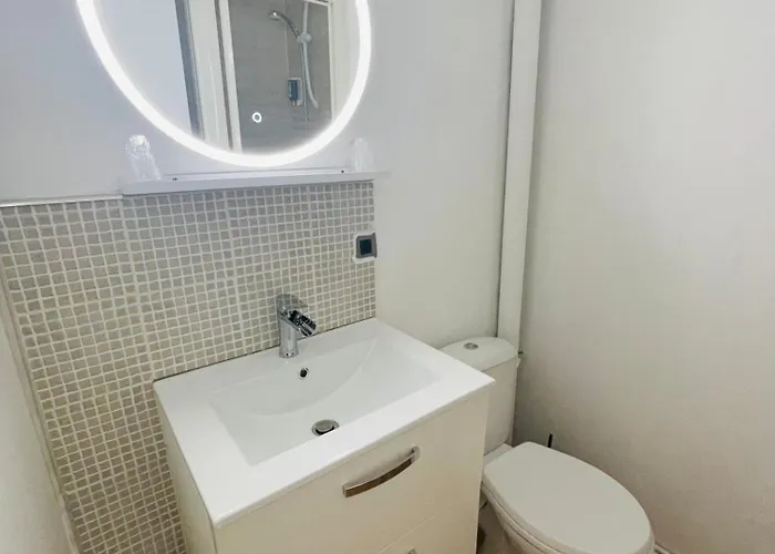 Le Clos Robinson Guest house