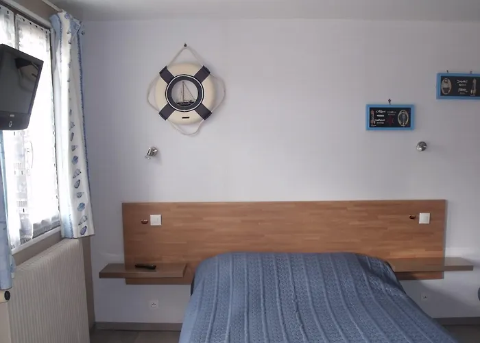 Le Clos Robinson Guest house 3*