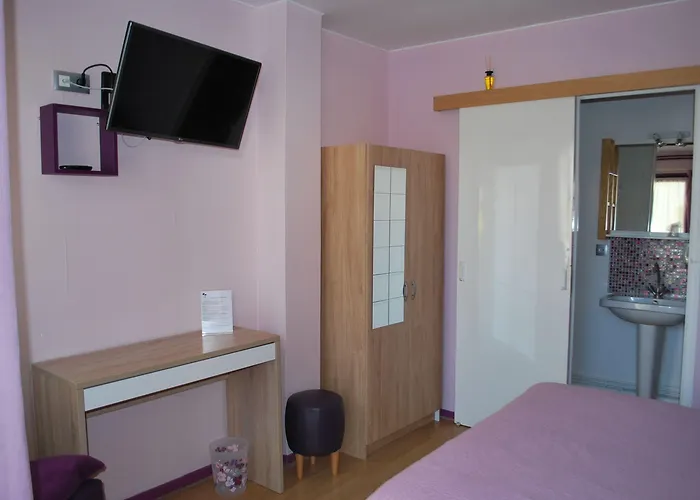 Guest house Le Clos Robinson Martin-Eglise