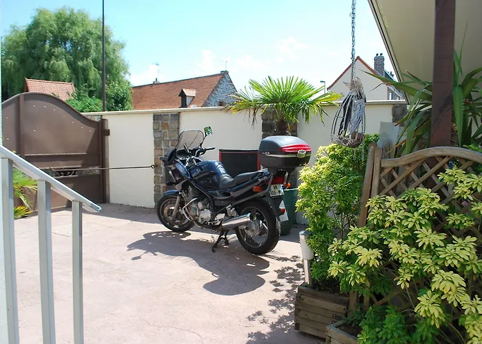 Guest house Le Clos Robinson Martin-Eglise