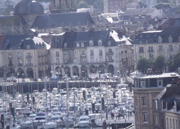 Le Clos Robinson 3* Martin-Eglise