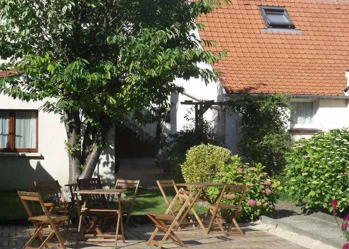 Le Clos Robinson Guest house 3*