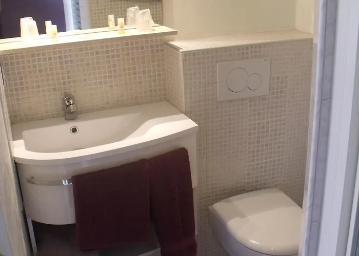 Le Clos Robinson Guest house